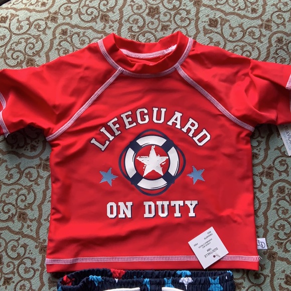 Flapdoodles rash guard(UPF 50+) & star swim trunks - Picture 2 of 6